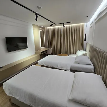 Hotel In 4*