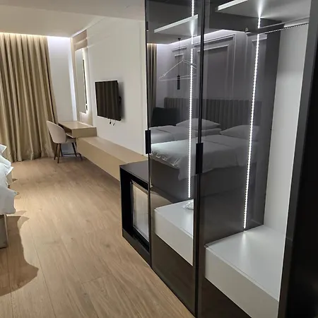 In Отель Жепче