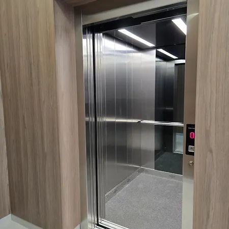 In Отель Жепче